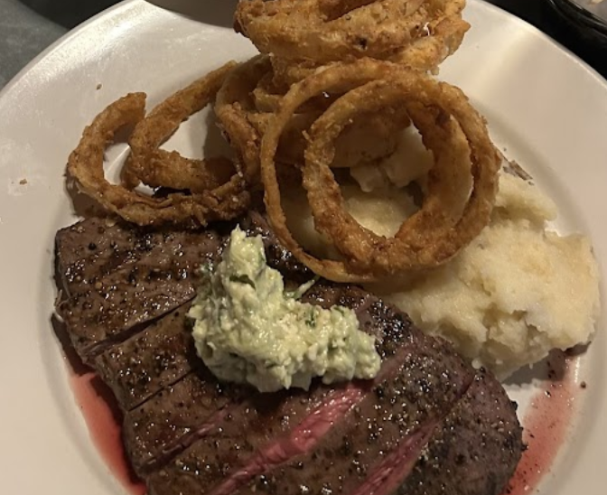 Kool Beanz Cafe signature dishes Peppered Flank Steak
Boneless Duck Breast
Pan Fried Chicken